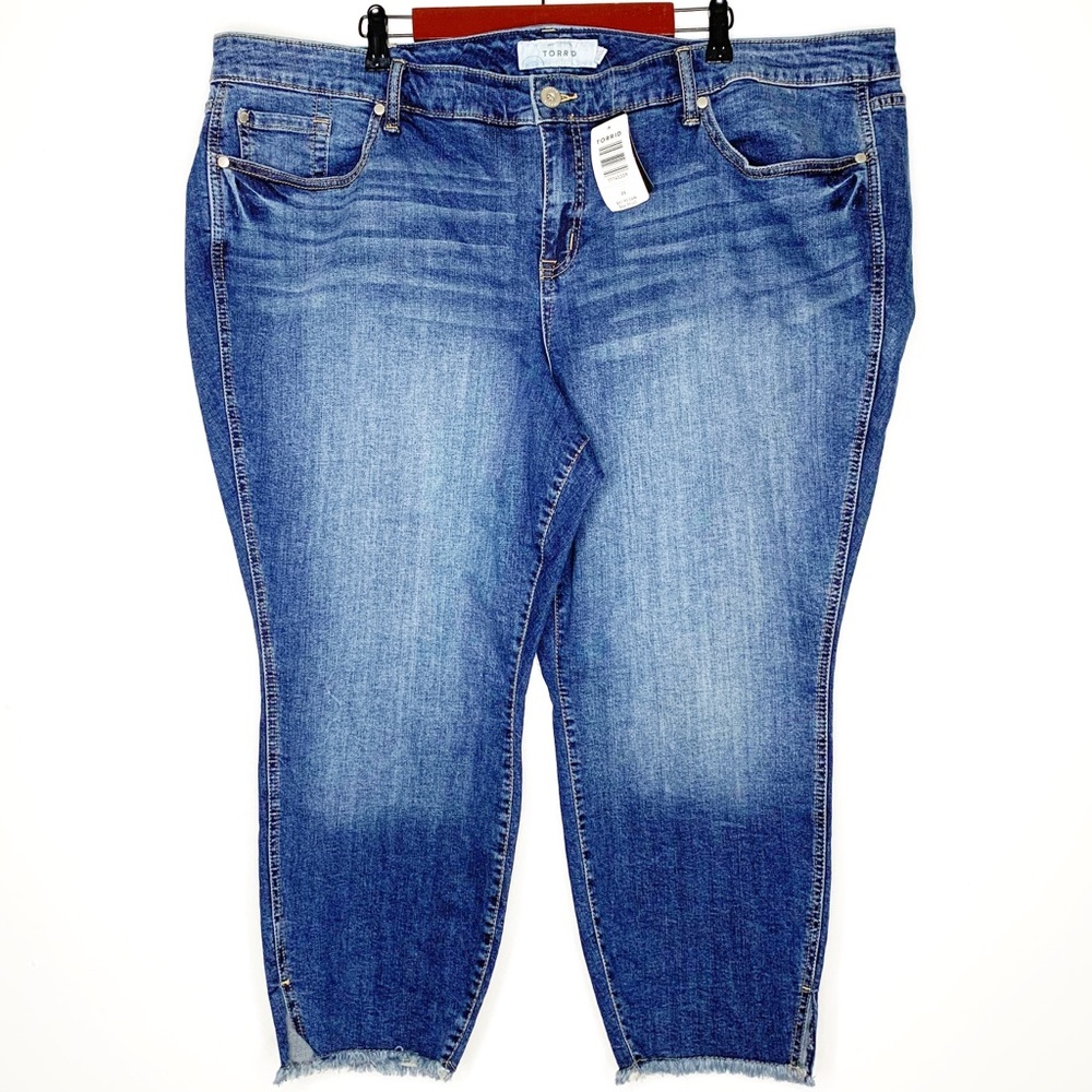 NWT - TORRID Cropped Ankle Skinny Bywater Slit 26 - Picture 2 of 8